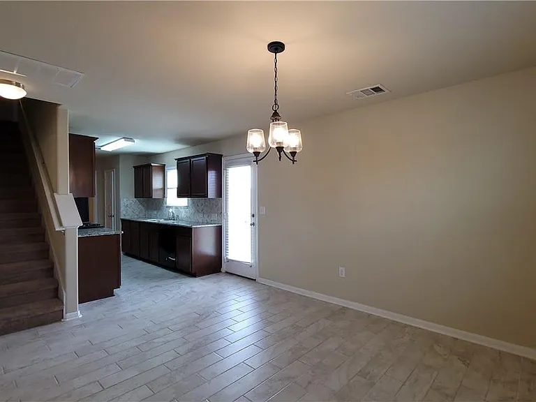 110 Wilson Ct — Photo 5