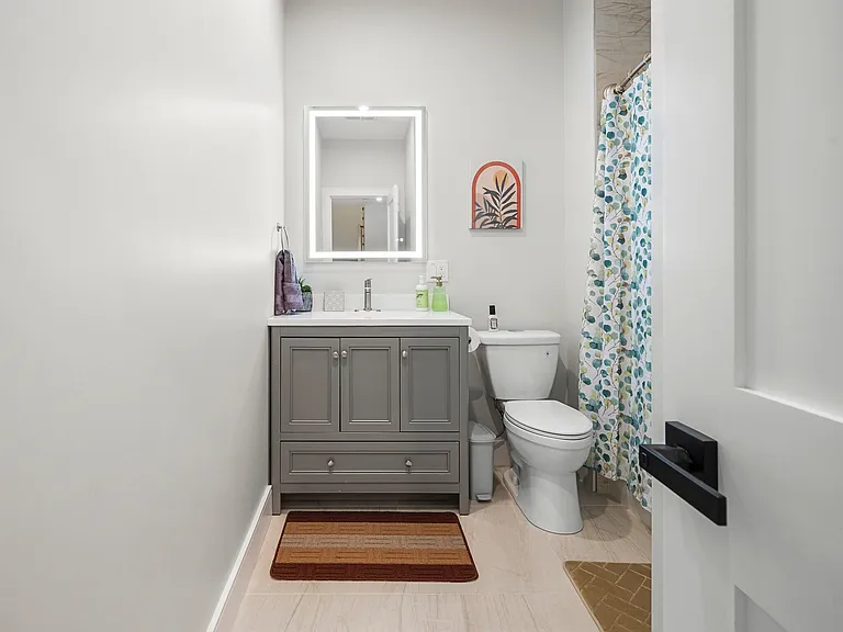 21 Bolton St #2 — Photo 30