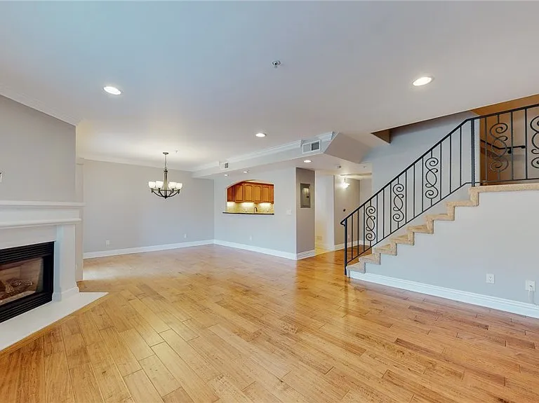 11540 Moorpark St #103 — Photo 1
