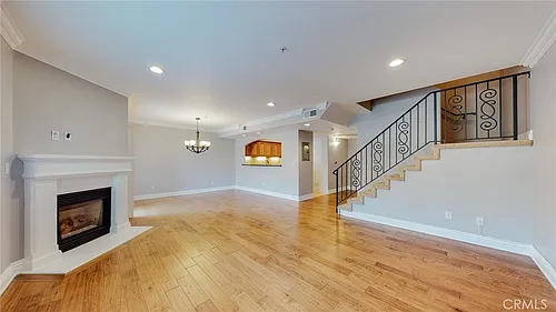 11540 Moorpark St #103 Photo 1