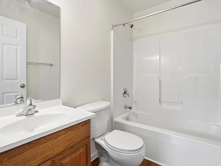 32 Mabel Ln — Photo 27