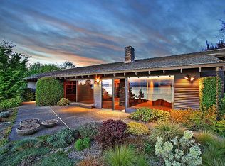 1922 SW Cove Point Rd, Burien, WA 98146