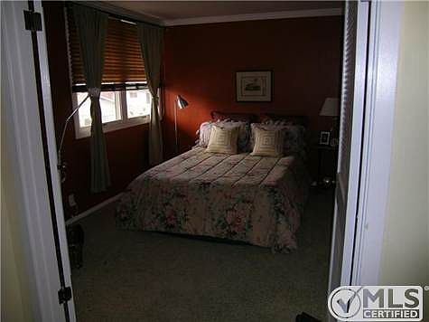 5th image of 2926 Kellogg St APT B14
