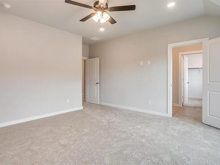 4525 Hogans Alley Dr — Photo 22