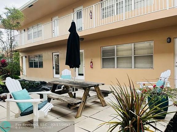 2nd image of 2737 NE 28th St #3