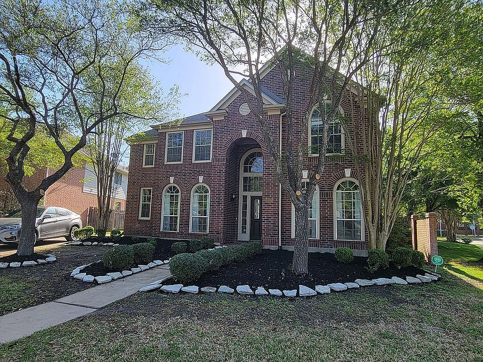 1st image of 24202 Kinross Ln