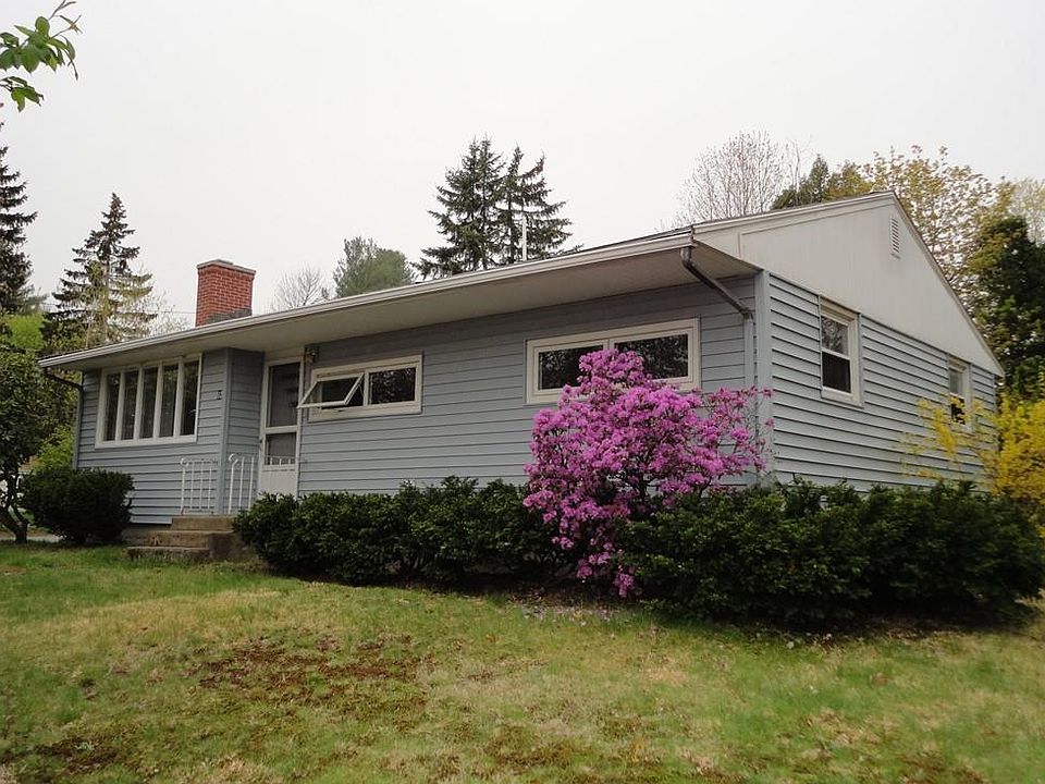1st image of 12 Cumberland Dr