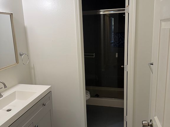 5th image of 23401 Park Sorrento Unit 22