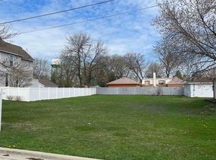 9610 W 57th St, Countryside, IL 60525