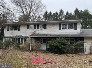 908 Walnut St, Lemoyne, PA 17043