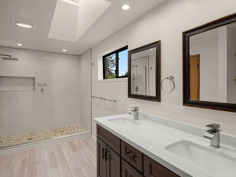 4511 88th St SW — Photo 24