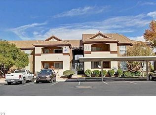 231 W Horizon Ridge Pkwy APT 811, Henderson, NV 89012