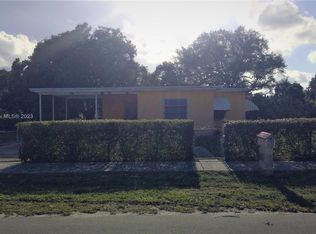 16450 NW 23rd Ct, Miami Gardens, FL 33054