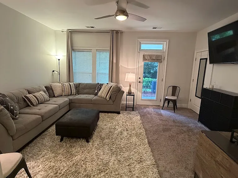 1057 Bowman Woods Dr — Photo 18
