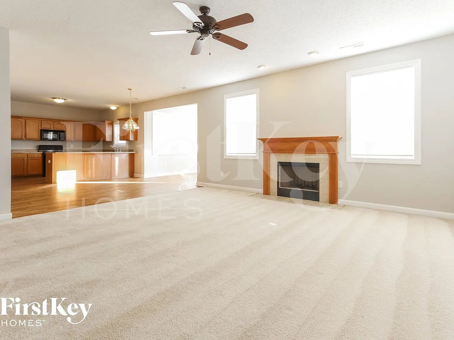 4 bed, 2.5 bath, 2772 sqft, $2,545 — Photo 3