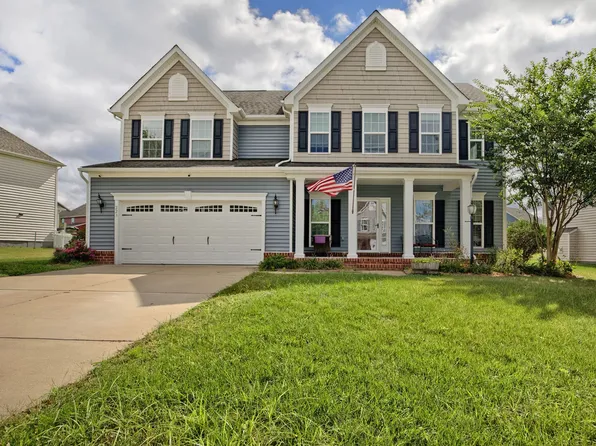223 Oak Hill Ln, Smithfield, VA 23430