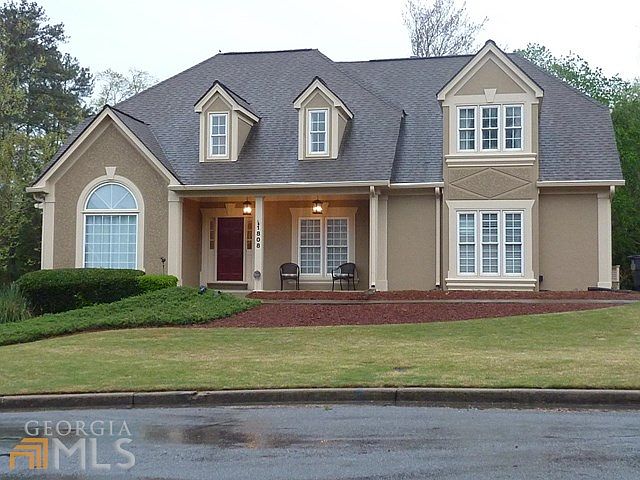 1st image of 1808 De Winton Pl