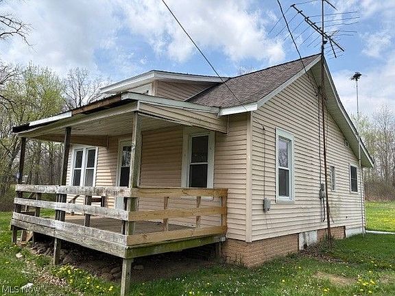 2nd image of 14065 Burden Rd NE