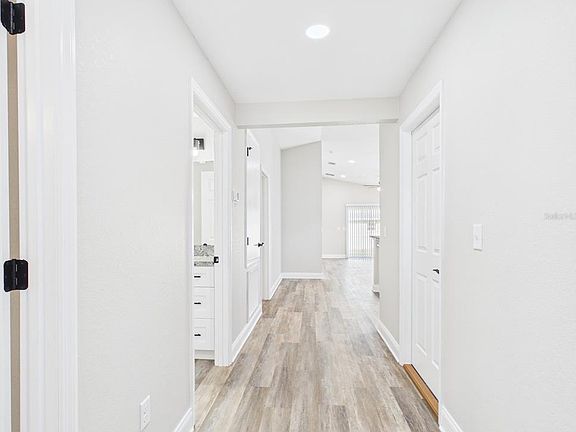 4th image of 1347 Providence Rd