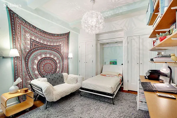 Sold by Sotheby's International Realty | media 5