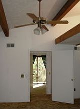 5th image of 850 NE 165th St