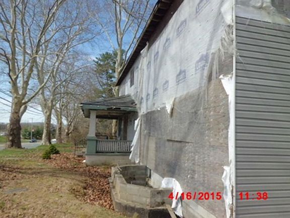 3rd image of 535 Saint James Ave