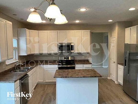 4th image of 8294 Sea Mist Ct
