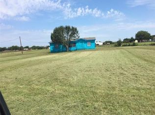 9002 Ridge Rd, Terrell, TX 75160