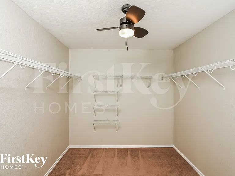 8902 Preserve Trl — Photo 13