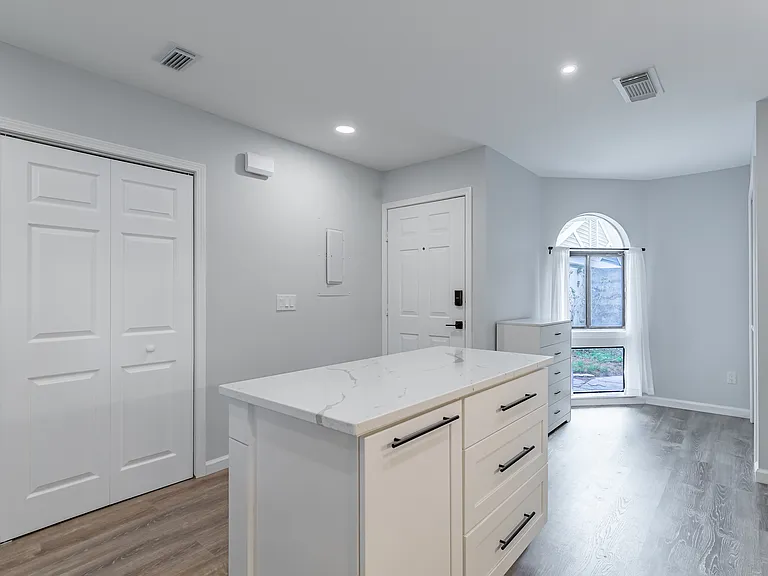 8118 Baymeadows Cir E #1 — Photo 16