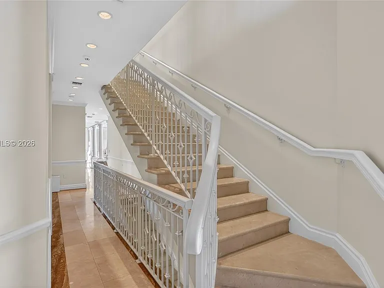 260 Cape Florida Dr — Photo 102