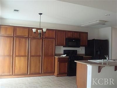 5th image of 1224 Manor Ave