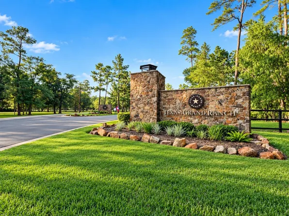 68 Sky Oak Ln, Huntsville, TX 77340