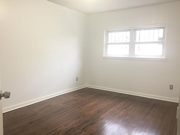 3rd image of 2080 Homer Ave