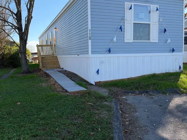 110 Cedar Dr, London, OH 43140