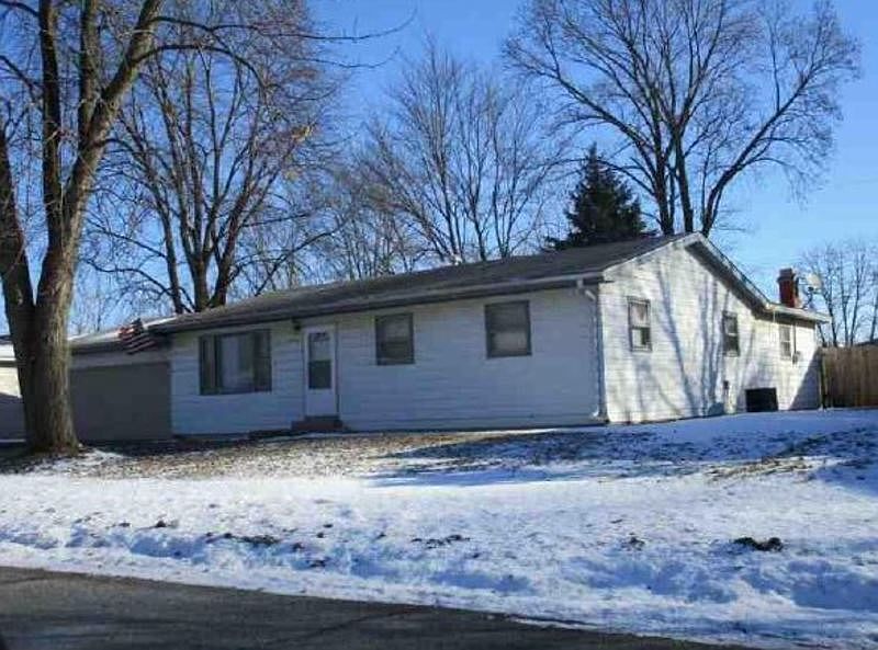 2nd image of 2423 Jacqueline St
