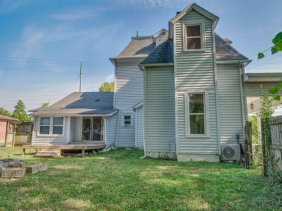 THP_3611-368-n-third-st (Medium)