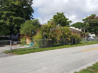 520 NW 2nd Ave, Hallandale, FL, 33009