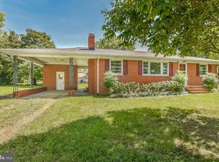 106 Riverview Cir, Colonial Beach, VA 22443