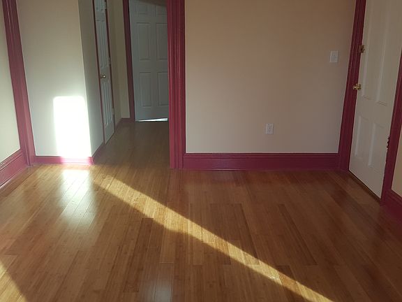 5th image of 376 Lewis Ave APT 2