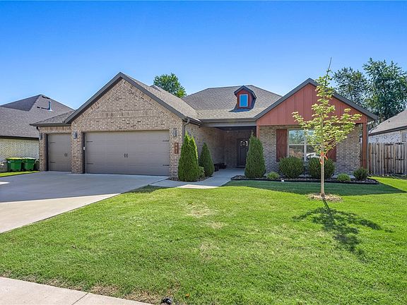 5th image of 951 Bob Glen Cir