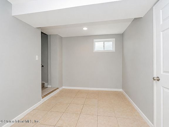 4th image of 64 Winham Ave