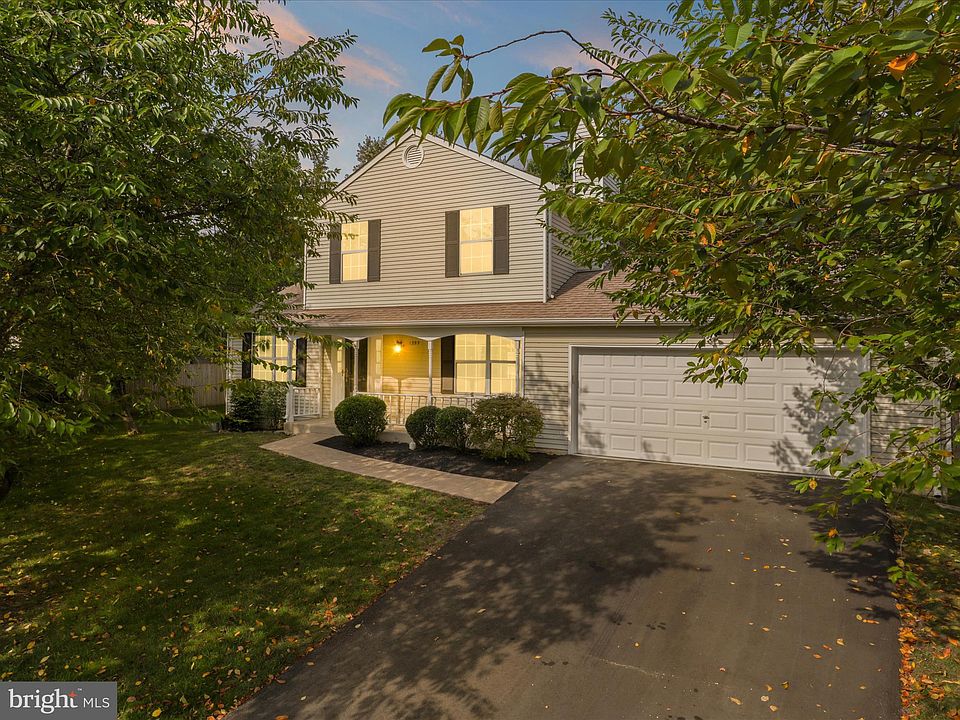 1st image of 1399 Kingsvale Cir