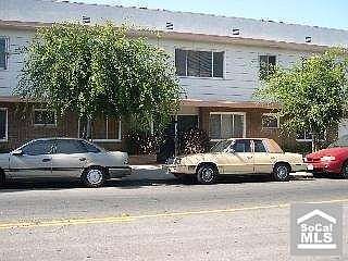 2nd image of 819 E 4th St APT 12