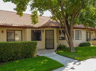 19190 Palo Verde Dr, Apple Valley, CA 92308