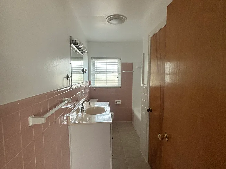 2531 Tall Palm Ave — Photo 10