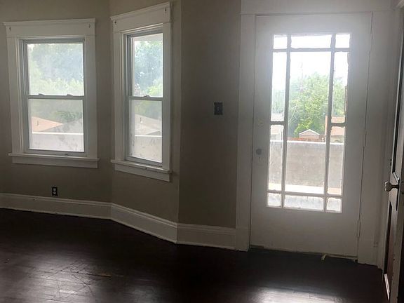 3rd image of 4817 E 94th St #2