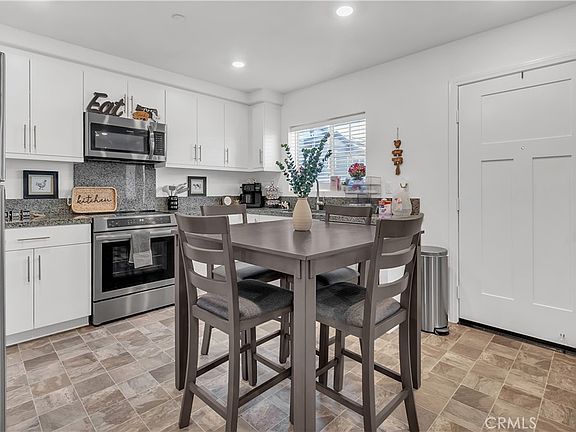 3rd image of 7179 Olive Grove St