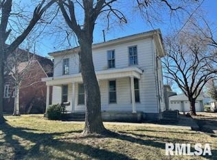 853 S East St, Jacksonville, IL 62650