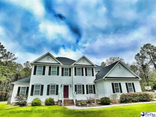 241 Hawthorne Ln, Cheraw, SC 29520